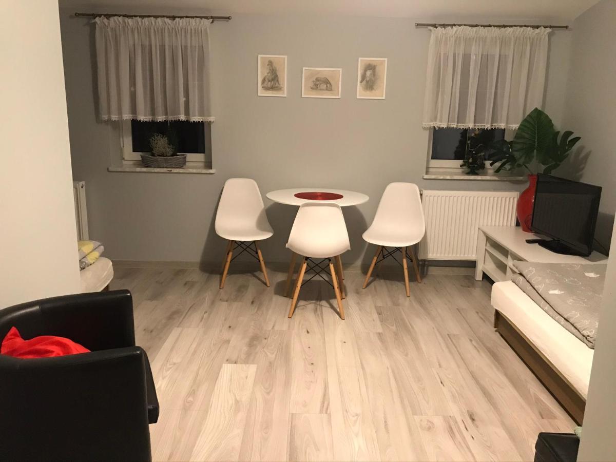 Stajnia Pod Debem Starachowice Exterior foto