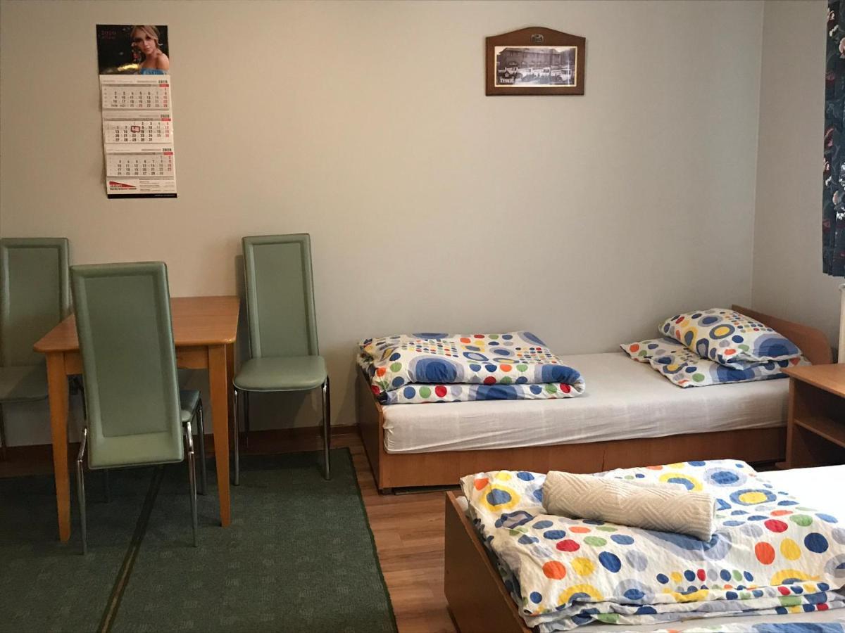 Stajnia Pod Debem Starachowice Exterior foto